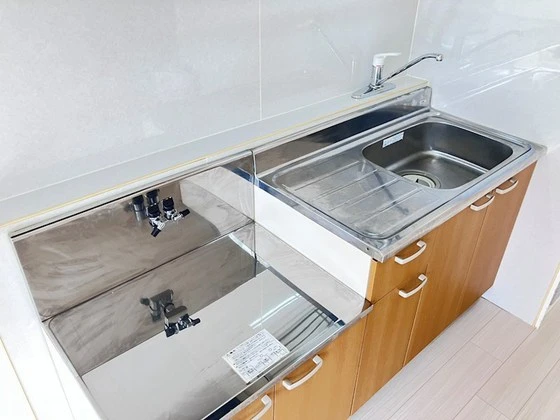 プレジール東川原