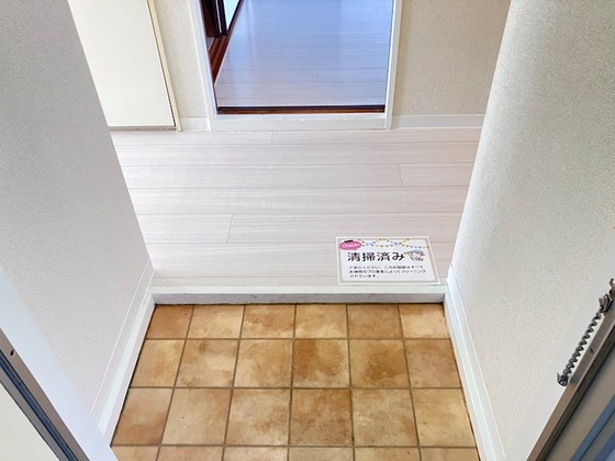 プレジール東川原