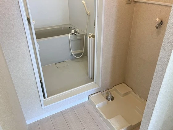 プレジール東川原