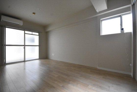 Sol Levante Showamachi