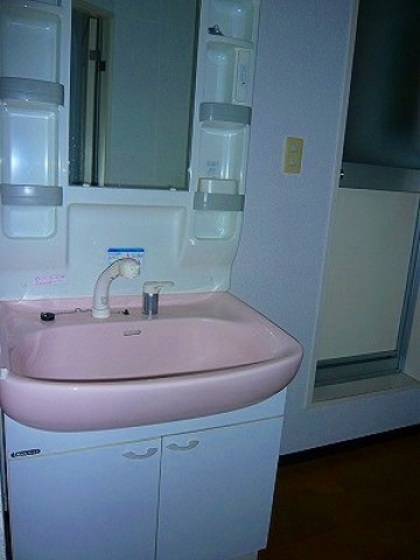 コーポニューバレイ B棟