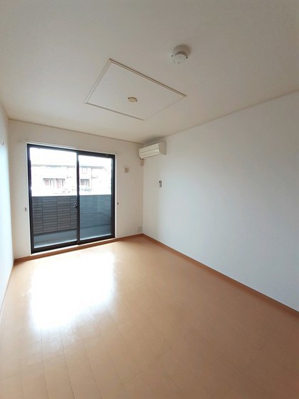 スマイリー乙多見 B