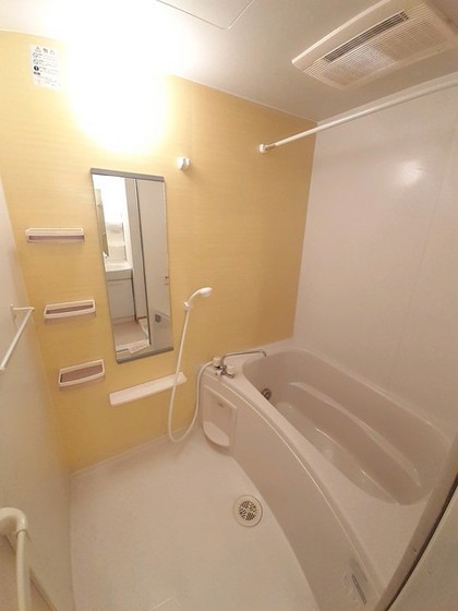 スマイリー乙多見 B