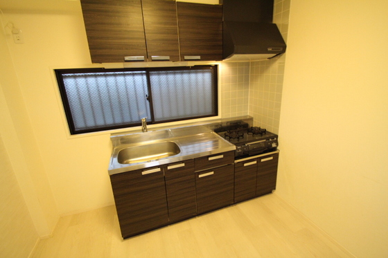 ブルージュ下中野