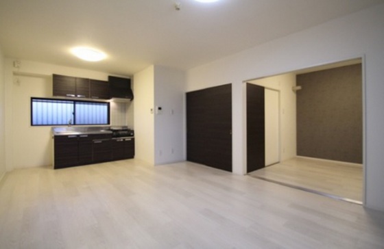 ブルージュ下中野