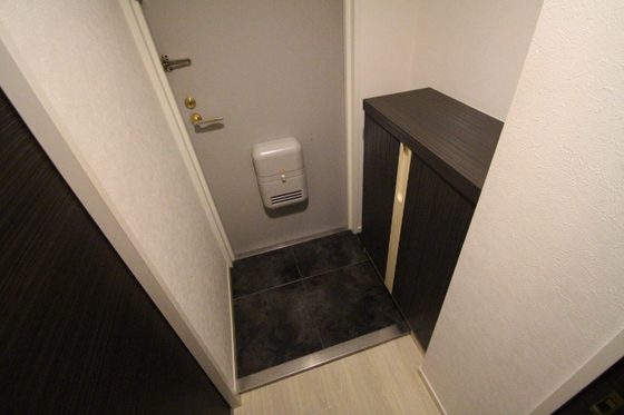 ブルージュ下中野