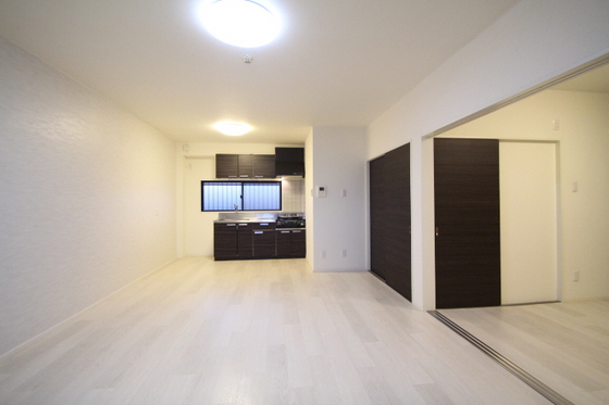 ブルージュ下中野