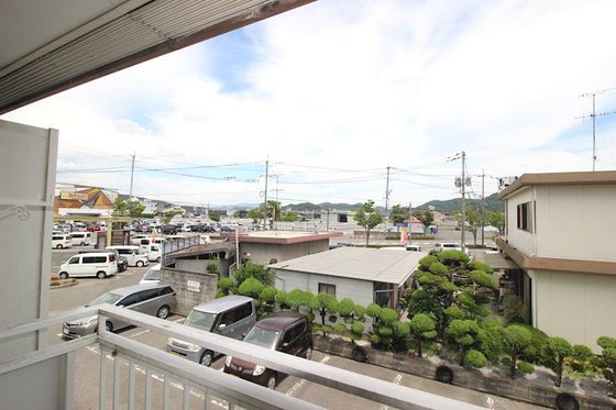 メゾンモラミB棟