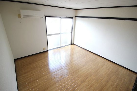 メゾンモラミB棟