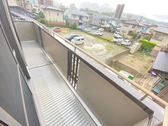 ディモーラ小島