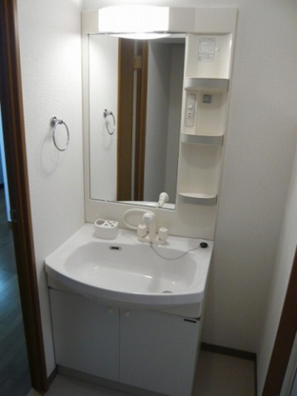 ピュアライフ津高