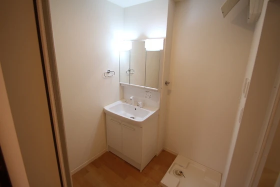 イーストヒルズ