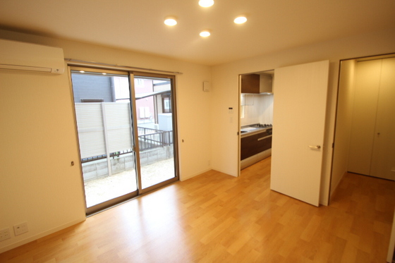 イーストヒルズ