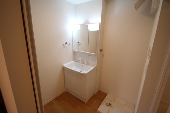 イーストヒルズ