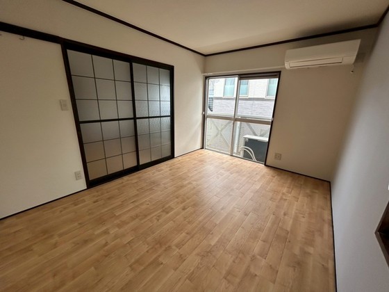 グランドール中山 E棟