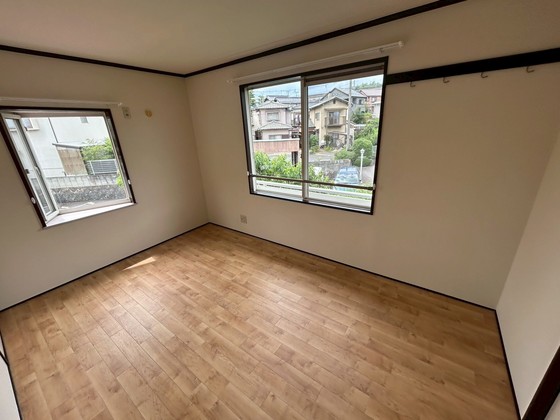 グランドール中山 E棟