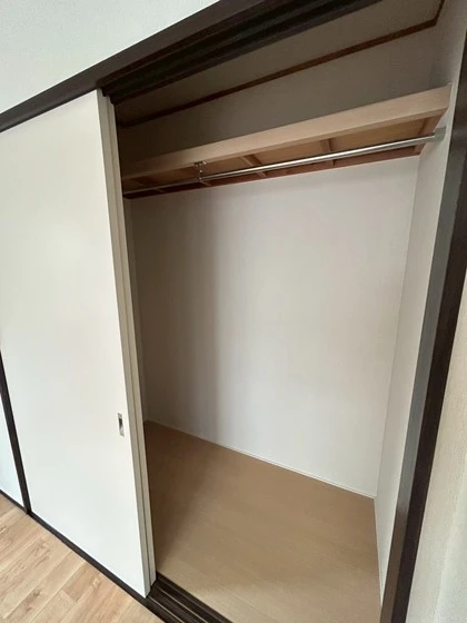 グランドール中山 E棟