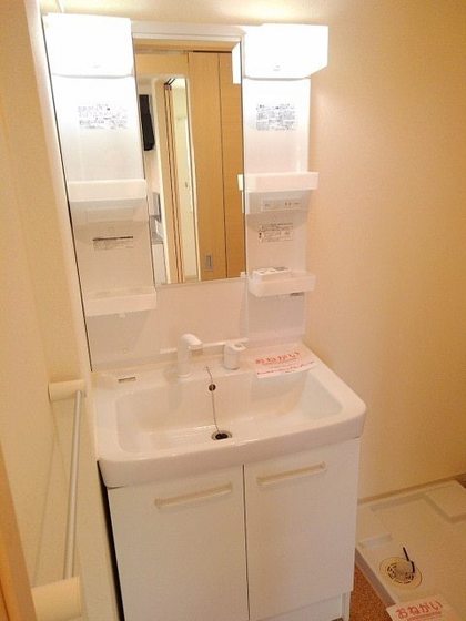 アニュー アメジスト