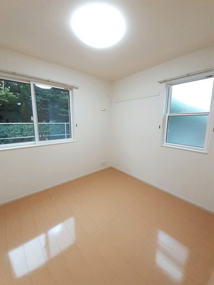 アニュー アメジスト