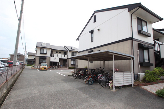 グリーンフィールズ A棟