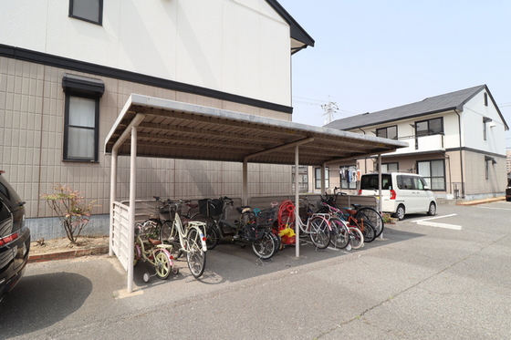 グリーンフィールズ A棟