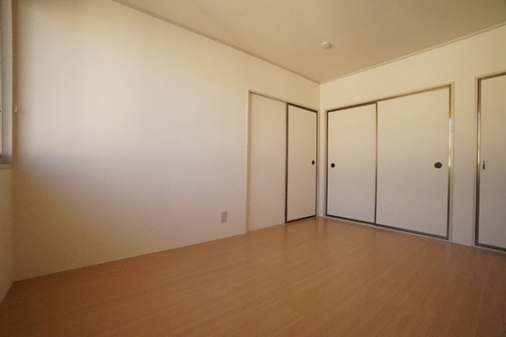 シャンポール芳泉D棟