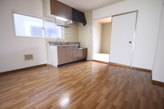 グリーンパーク高陽 B棟