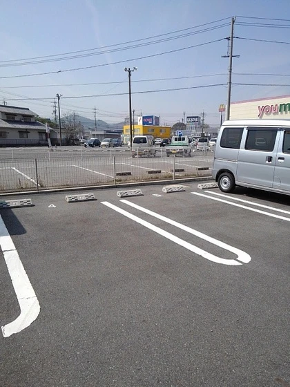 アルモニー・ウメカ