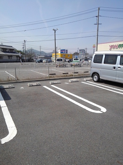 アルモニー・ウメカ