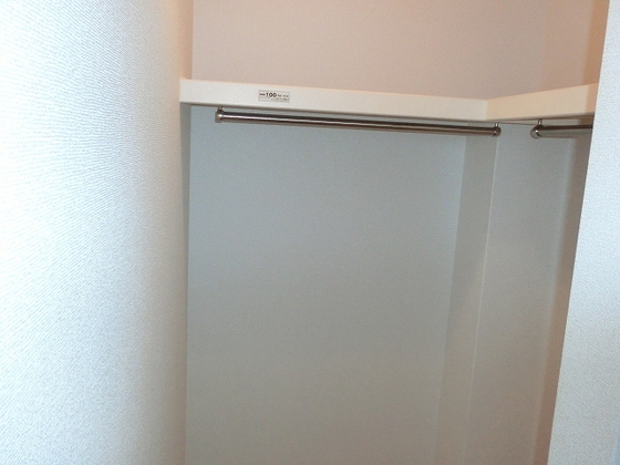 アルモニー・ウメカ