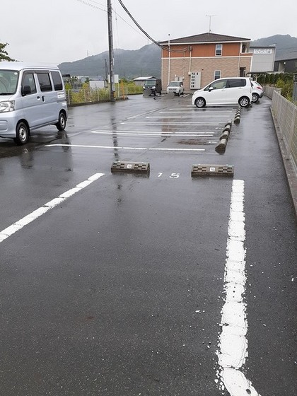 アルモニー・ウメカ