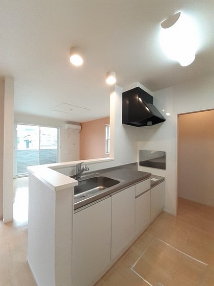 アルモニー・ウメカ