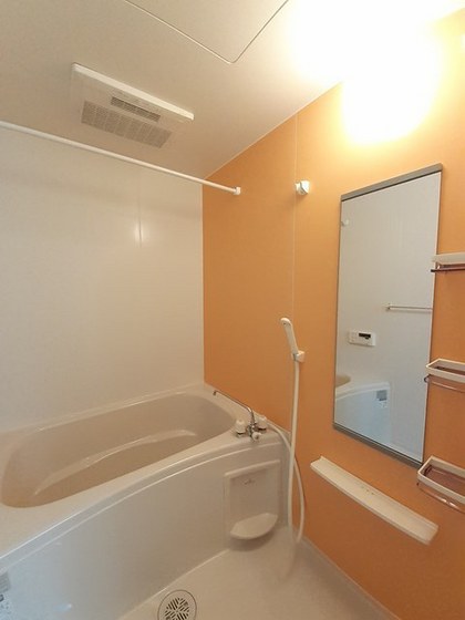 アルモニー・ウメカ