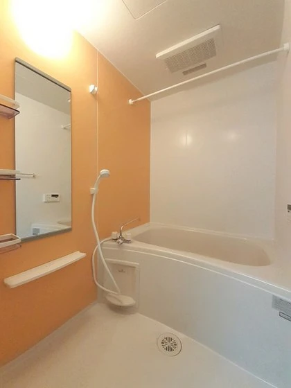 アルモニー・ウメカ