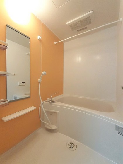 アルモニー・ウメカ