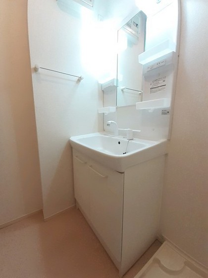 アルモニー・ウメカ