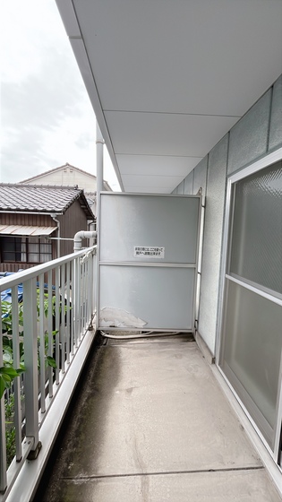 ラ・リュ奉還町