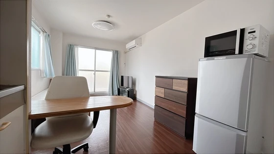 ラ・リュ奉還町