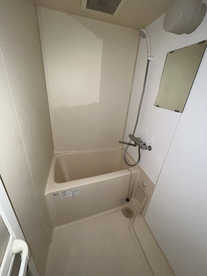 ラ・リュ奉還町