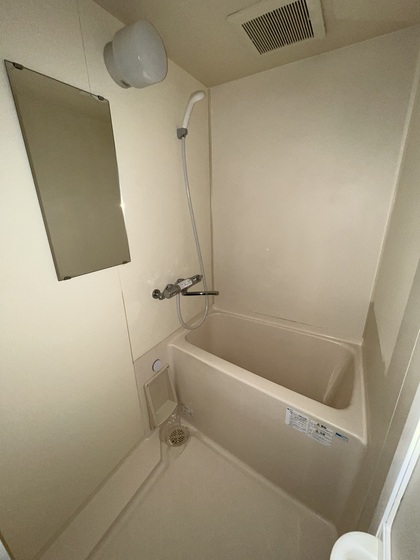 ラ・リュ奉還町