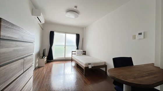 ラ・リュ奉還町