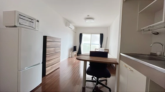 ラ・リュ奉還町