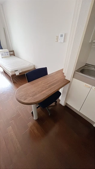 ラ・リュ奉還町