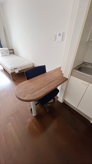 ラ・リュ奉還町