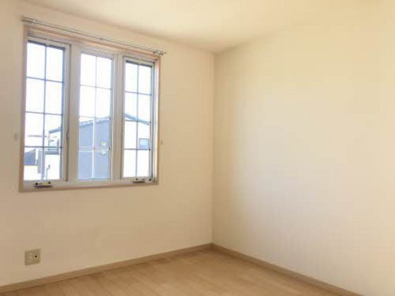 ガーデンクレス D棟