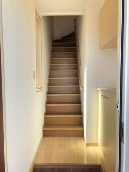 ガーデンクレス D棟