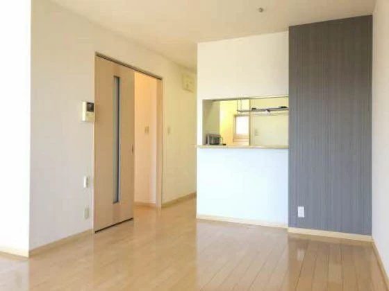 ガーデンクレス D棟