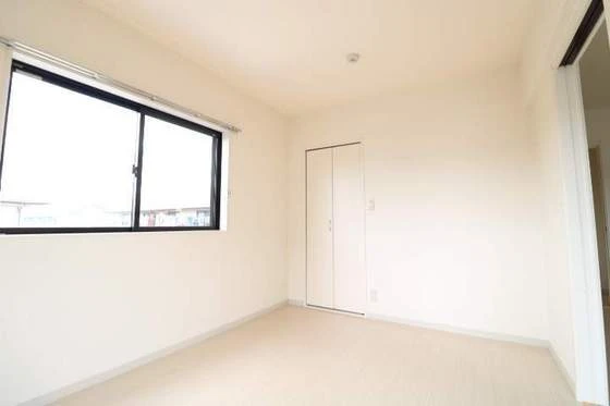 ホワイトマンション八反田