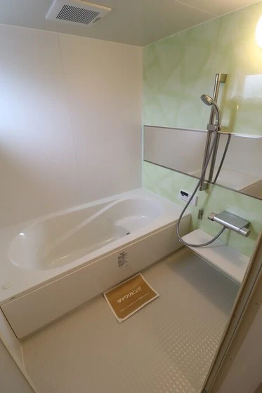 ゴールドウイング B棟