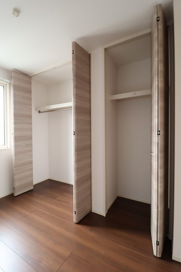 ゴールドウイング B棟